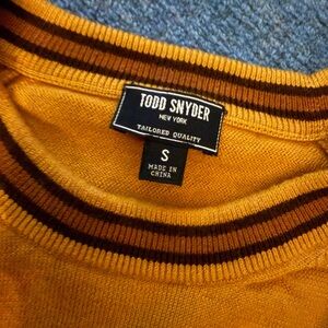 Todd Snyder long sleeve sweatshirt